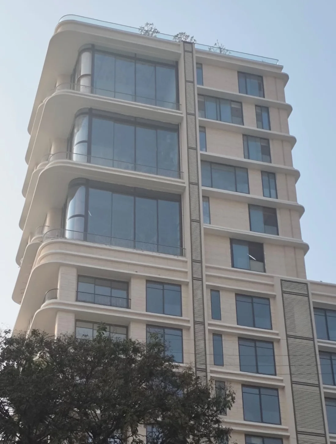 Simar Tara Simar Tara ( Bandra, Mumbai )